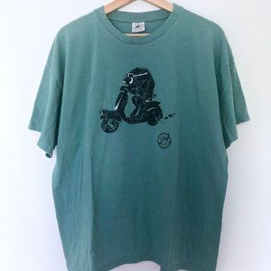 Retro Hawaiian Travel Graphic T-shirt